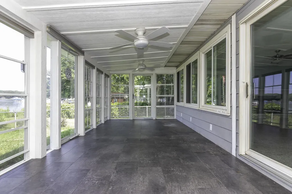 124 Peterson Drive Cheshire Township MI 49055