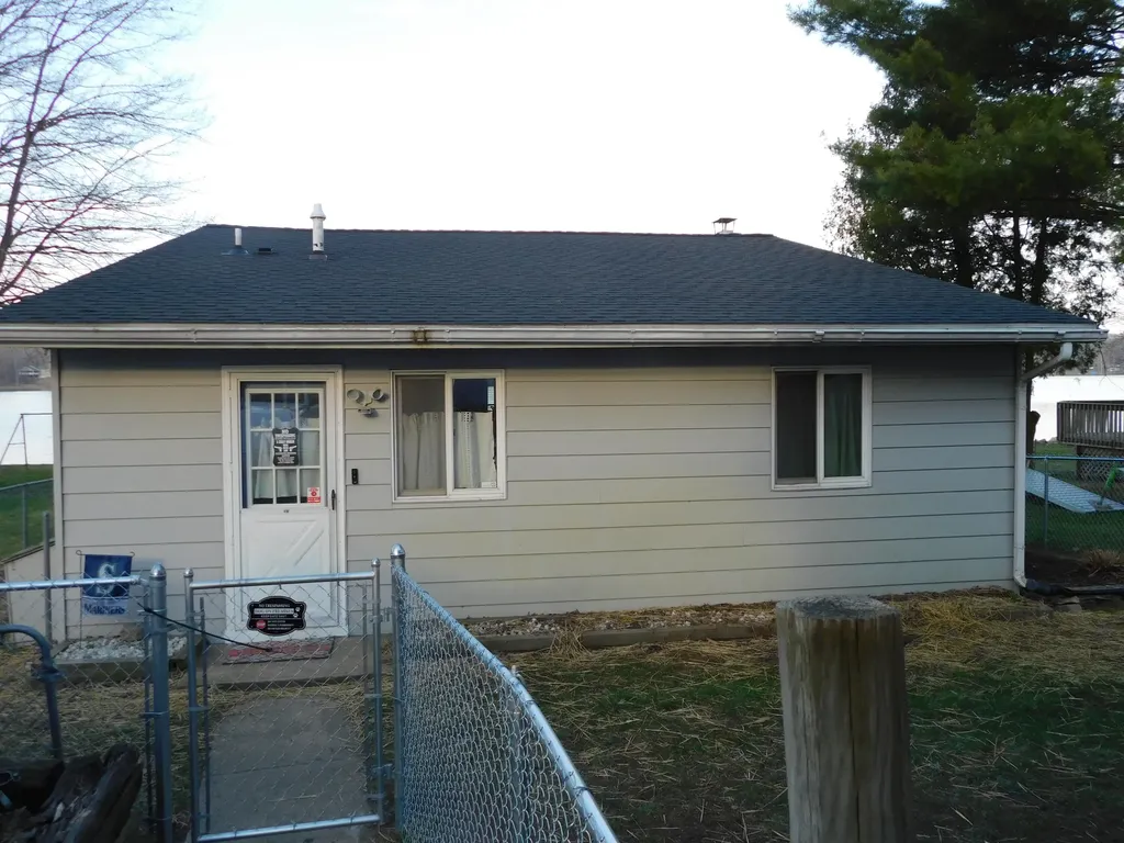 124 Peterson Drive Cheshire Township MI 49055
