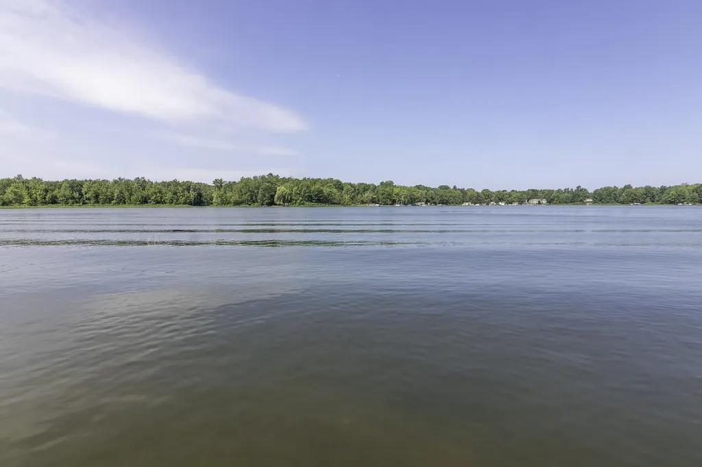 124 Peterson Drive Cheshire Township MI 49055