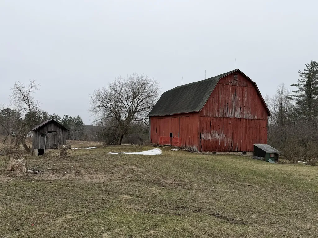 7202 21 Mile Road Chippewa Township MI 49631