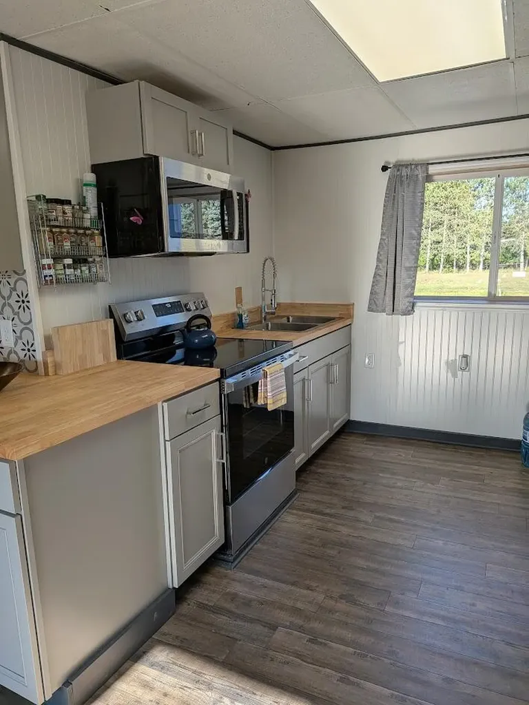7202 21 Mile Road Chippewa Township MI 49631