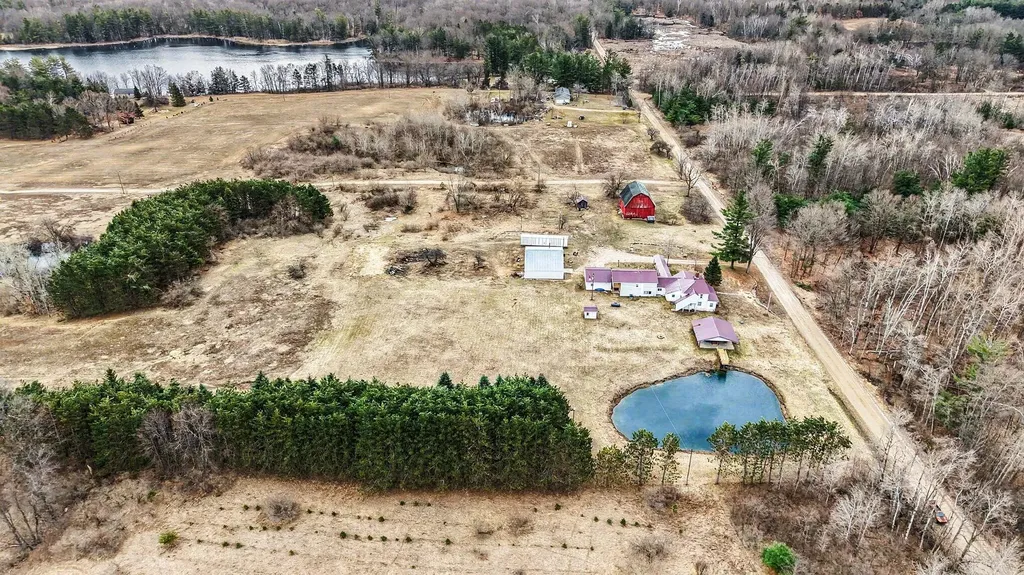 7202 21 Mile Road Chippewa Township MI 49631
