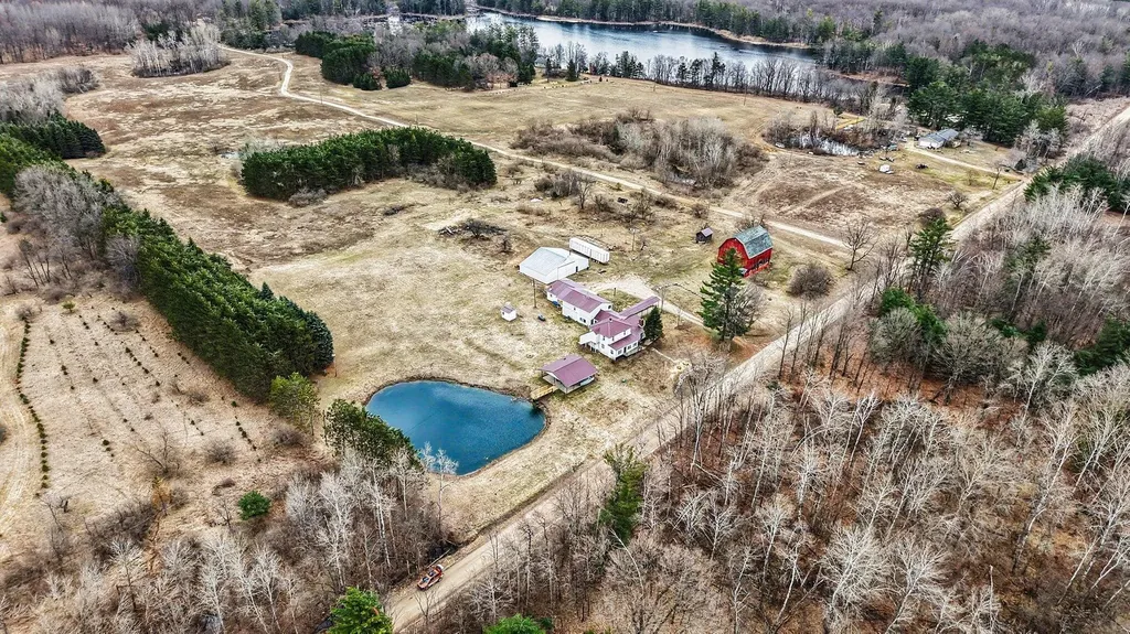 7202 21 Mile Road Chippewa Township MI 49631