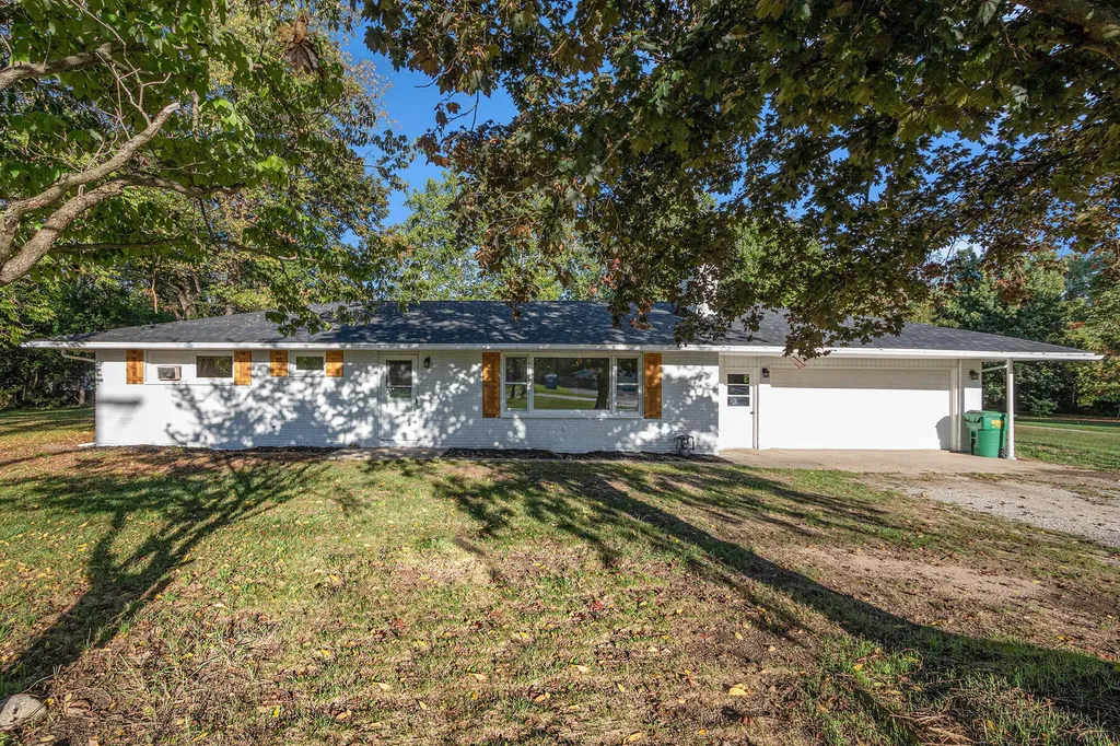 1403 Barron Lake Road Howard Township MI 49120