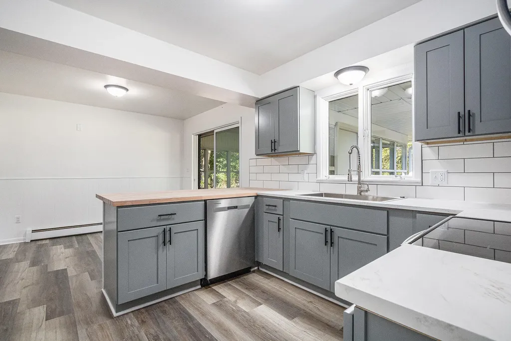 1403 Barron Lake Road Howard Township MI 49120