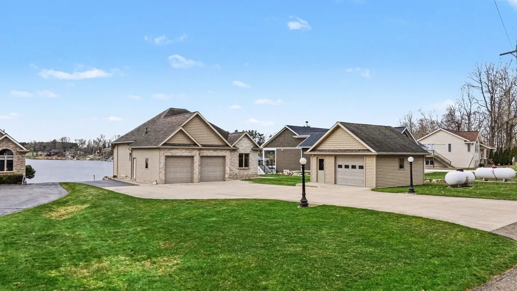 48855 Howard Drive Lawrence Township MI 49064