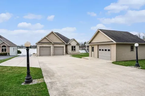 48855 Howard Drive Lawrence Township MI 49064