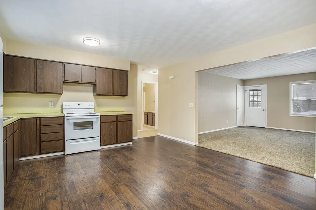 143 Floral Avenue Plainwell City MI 49080