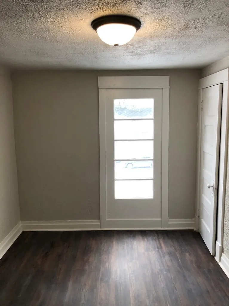 136 N Berkley Street Kalamazoo Charter Township MI 49006