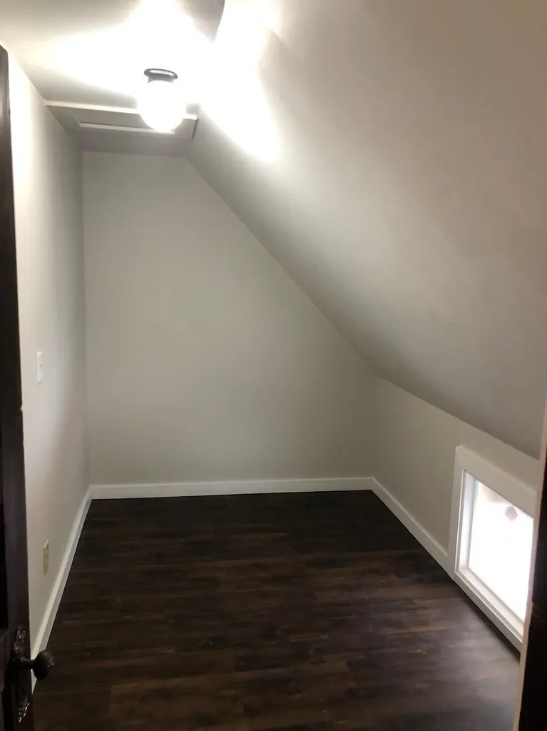 136 N Berkley Street Kalamazoo Charter Township MI 49006