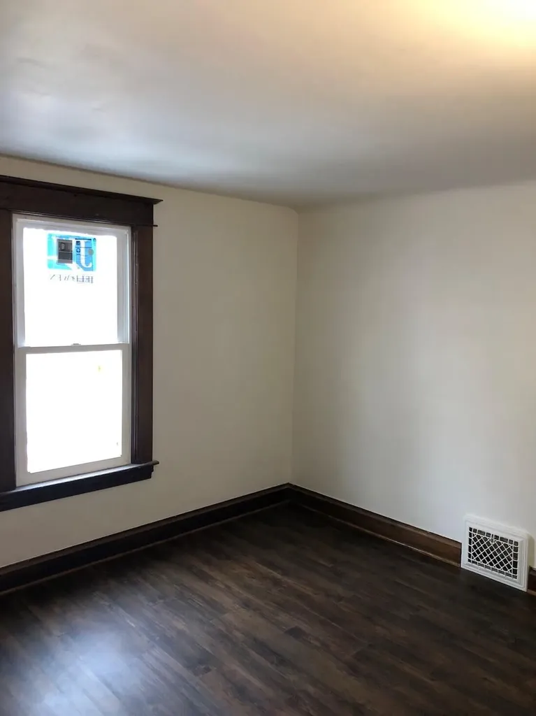 136 N Berkley Street Kalamazoo Charter Township MI 49006