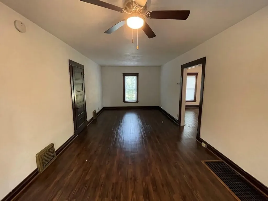 136 N Berkley Street Kalamazoo Charter Township MI 49006