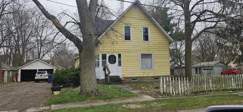 136 N Berkley Street Kalamazoo Charter Township MI 49006