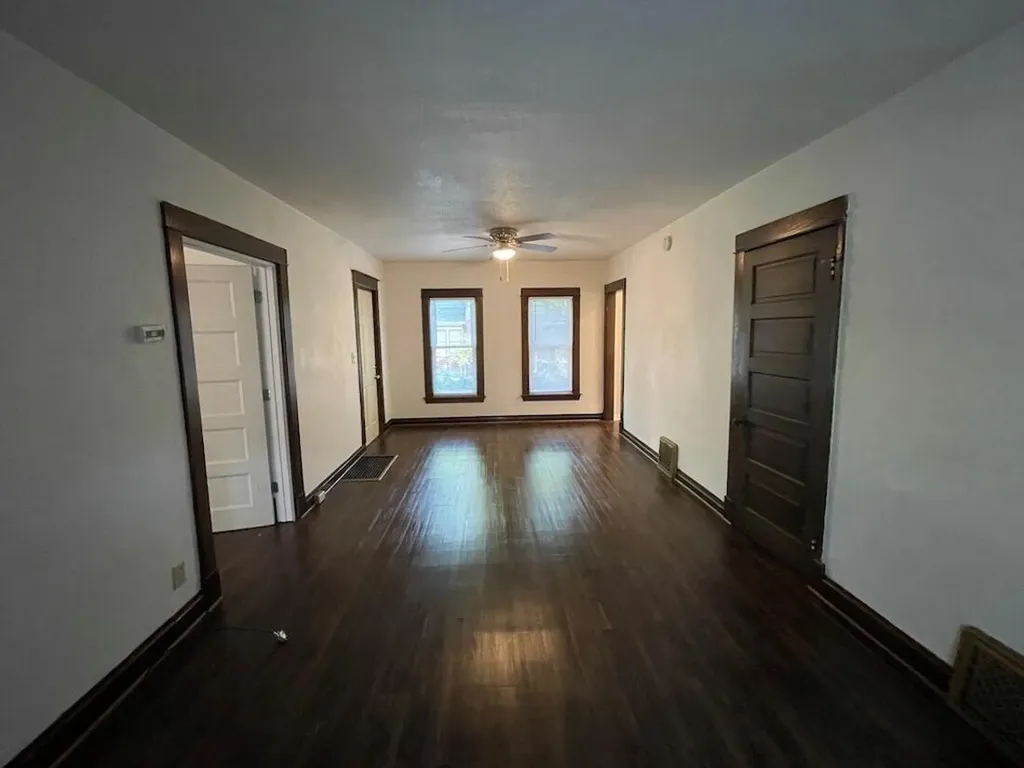 136 N Berkley Street Kalamazoo Charter Township MI 49006