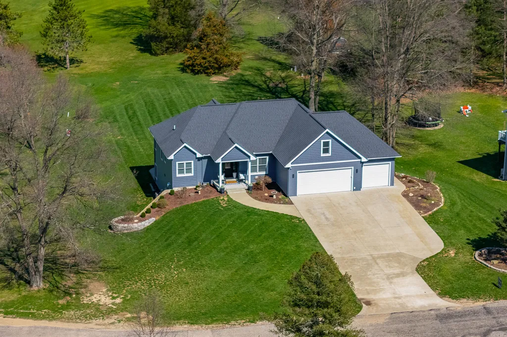 52039 Kern Drive Flowerfield Township MI 49093