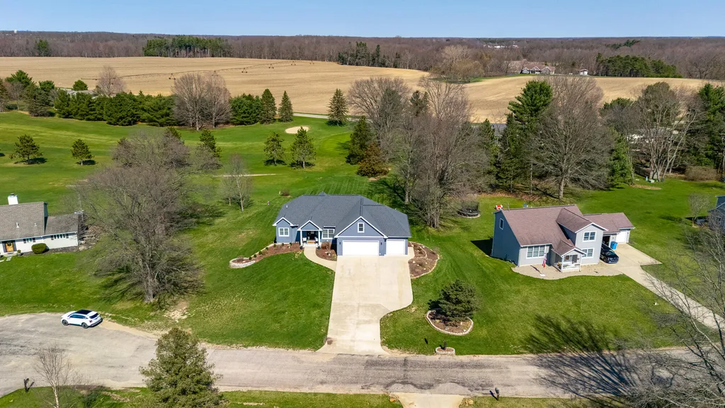 52039 Kern Drive Flowerfield Township MI 49093
