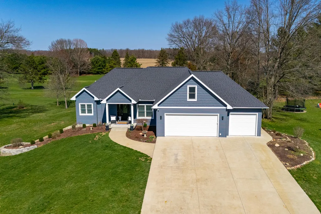 52039 Kern Drive Flowerfield Township MI 49093