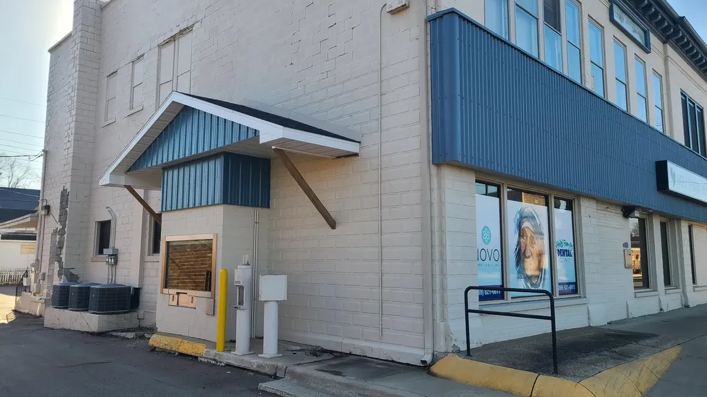2 E Main Street Hartford City MI 49057