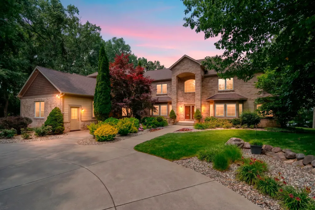 7342 Bentwood Trail Texas Charter Township MI 49009