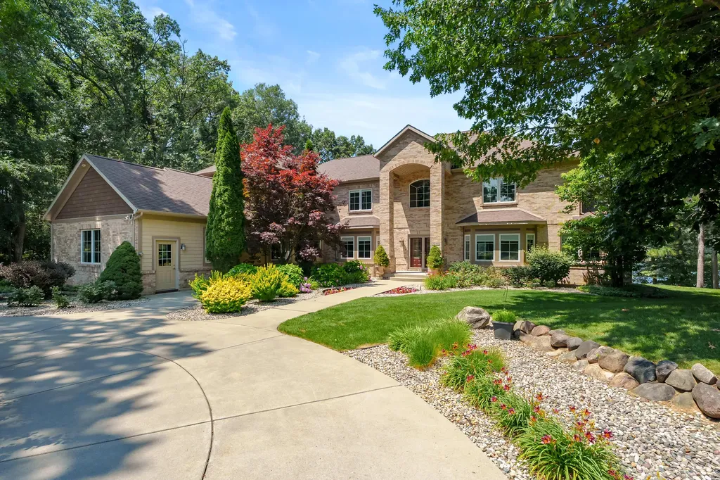 7342 Bentwood Trail Texas Charter Township MI 49009