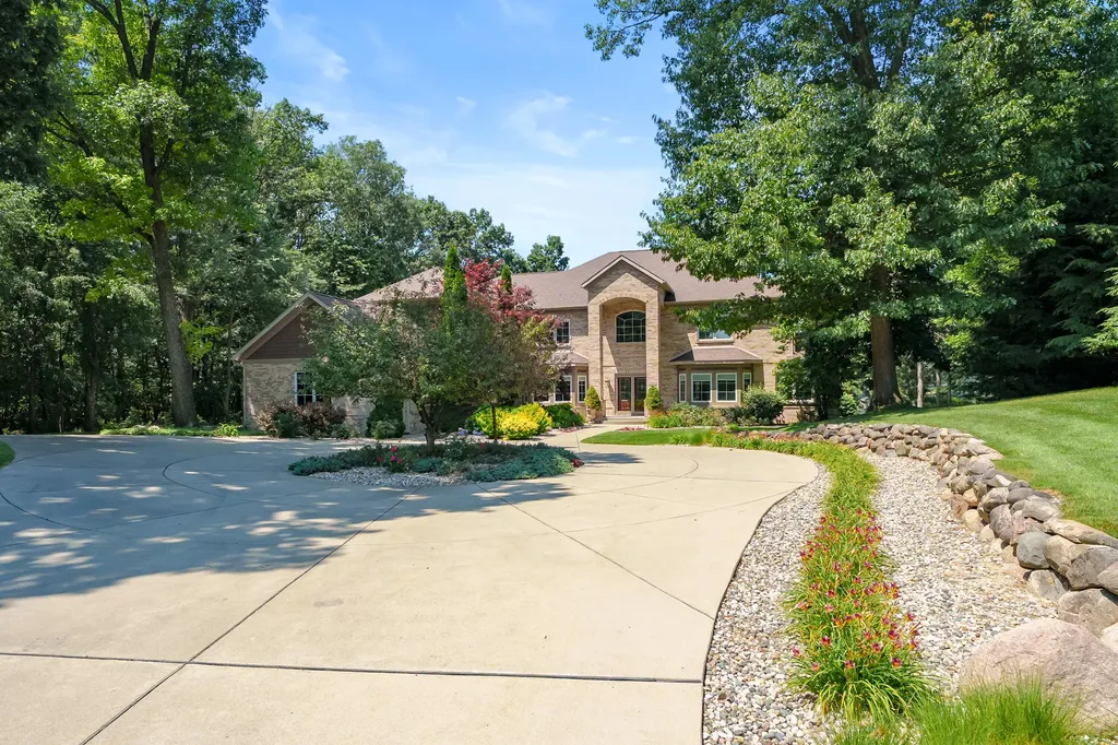7342 Bentwood Trail Texas Charter Township MI 49009