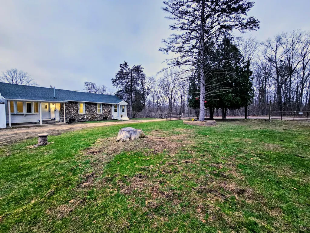 193 Ellis Road Bedford Charter Township MI 49037