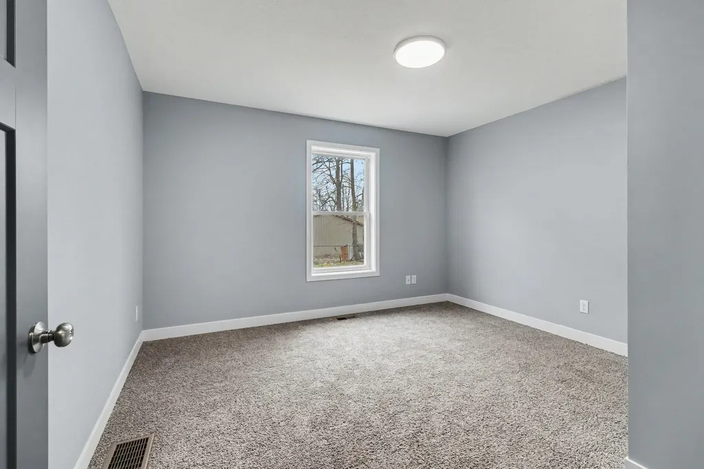 1205 Summit Avenue Kalamazoo City MI 49006
