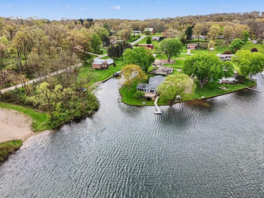 12417 Sunset Drive Fabius Township MI 49093