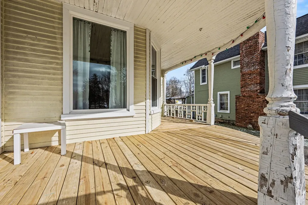 330 N State Street Nashville Village MI 49073