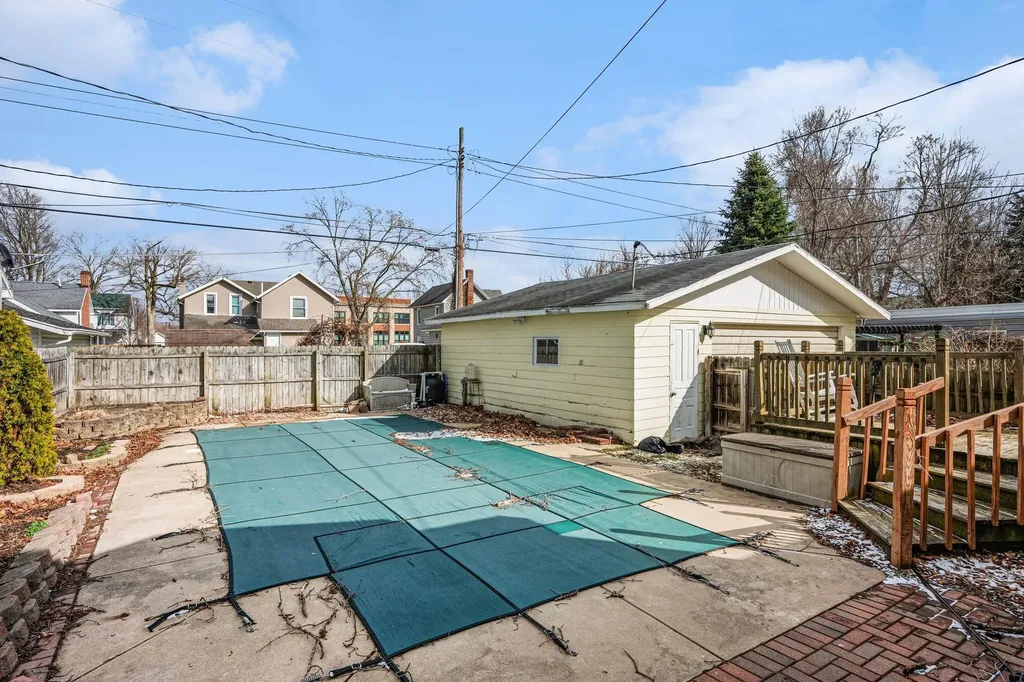 330 N State Street Nashville Village MI 49073
