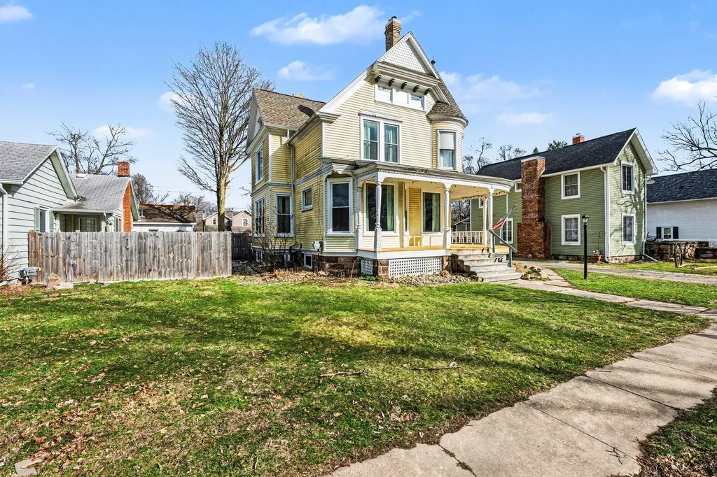 330 N State Street Nashville Village MI 49073