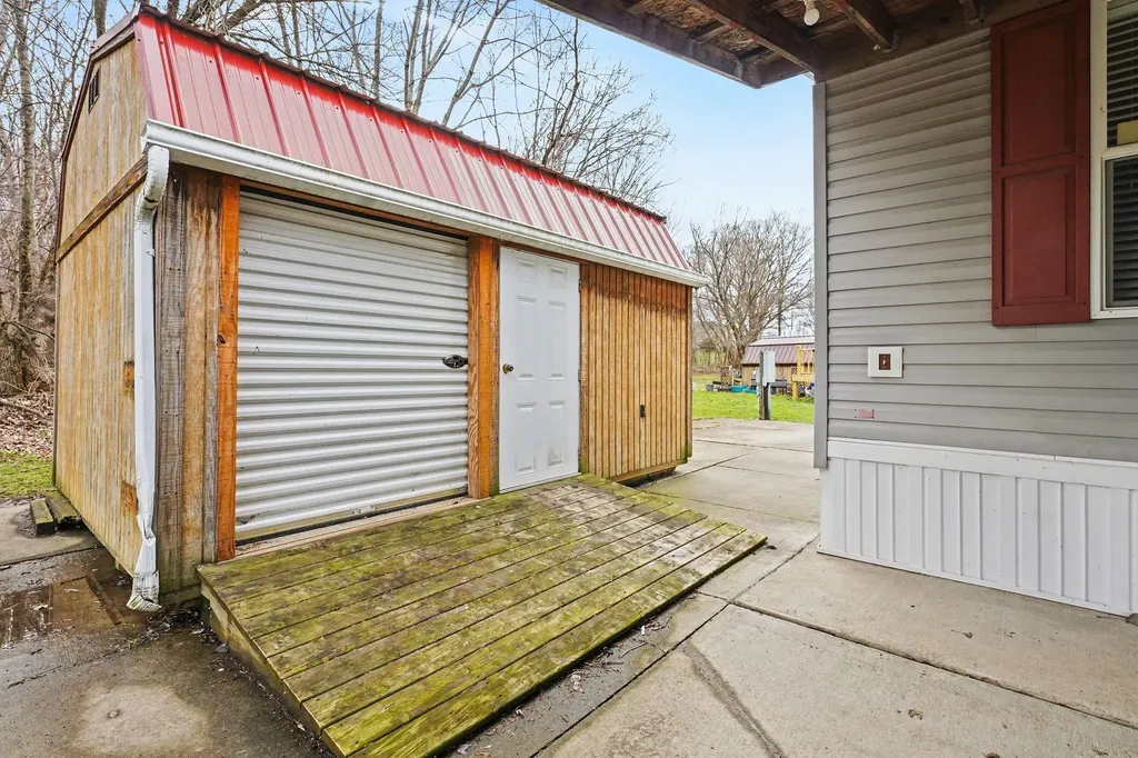 7604 Red Arrow Highway Watervliet Township MI 49098