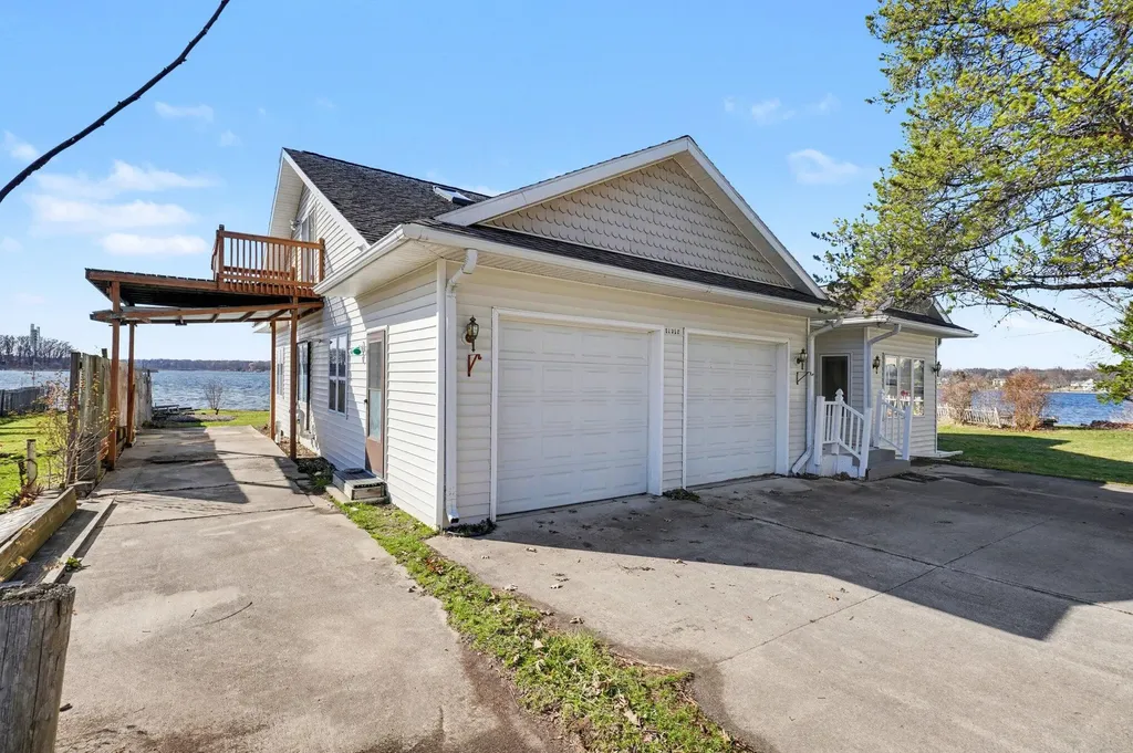 11010 Gourdneck Lake Drive Schoolcraft Village MI 49002