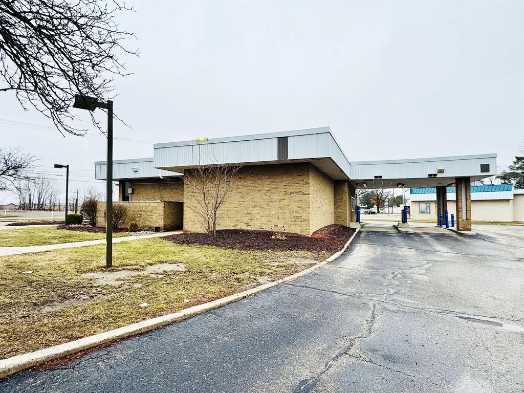 5101 N Grand River Avenue Lansing City MI 48906