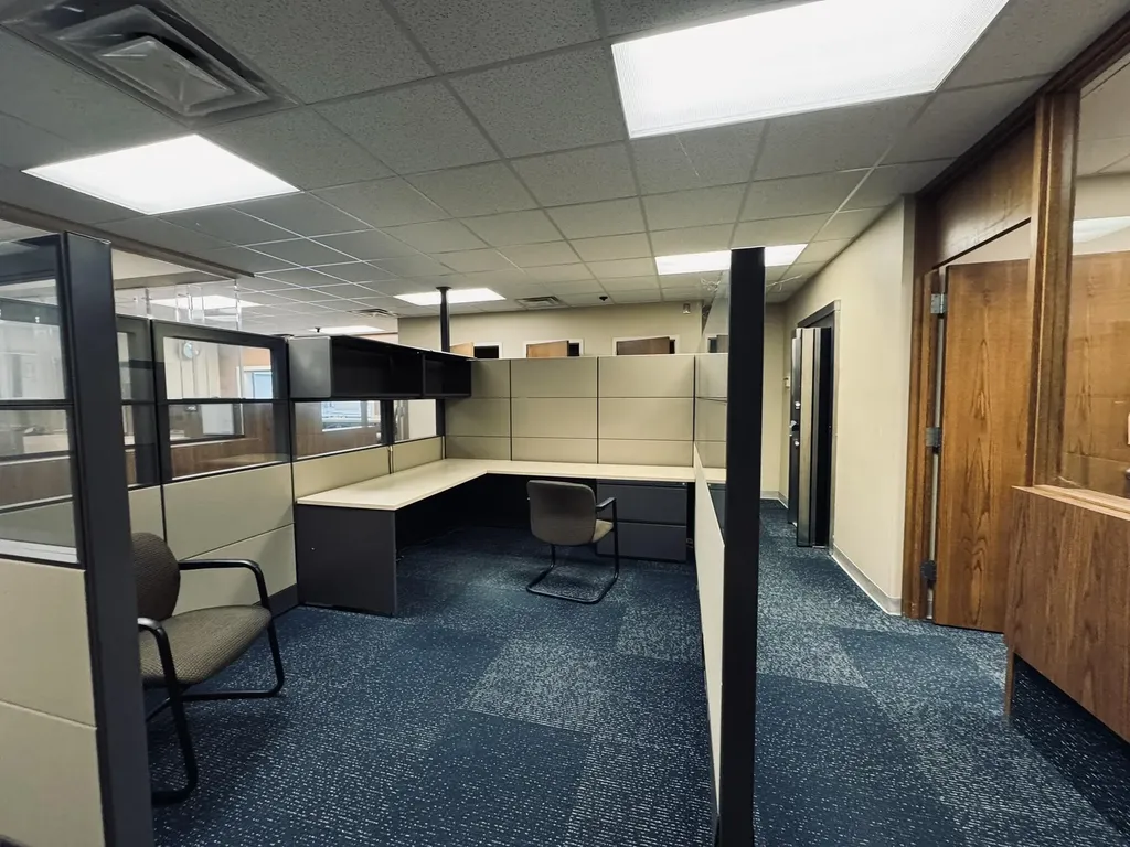 5101 N Grand River Avenue Lansing City MI 48906