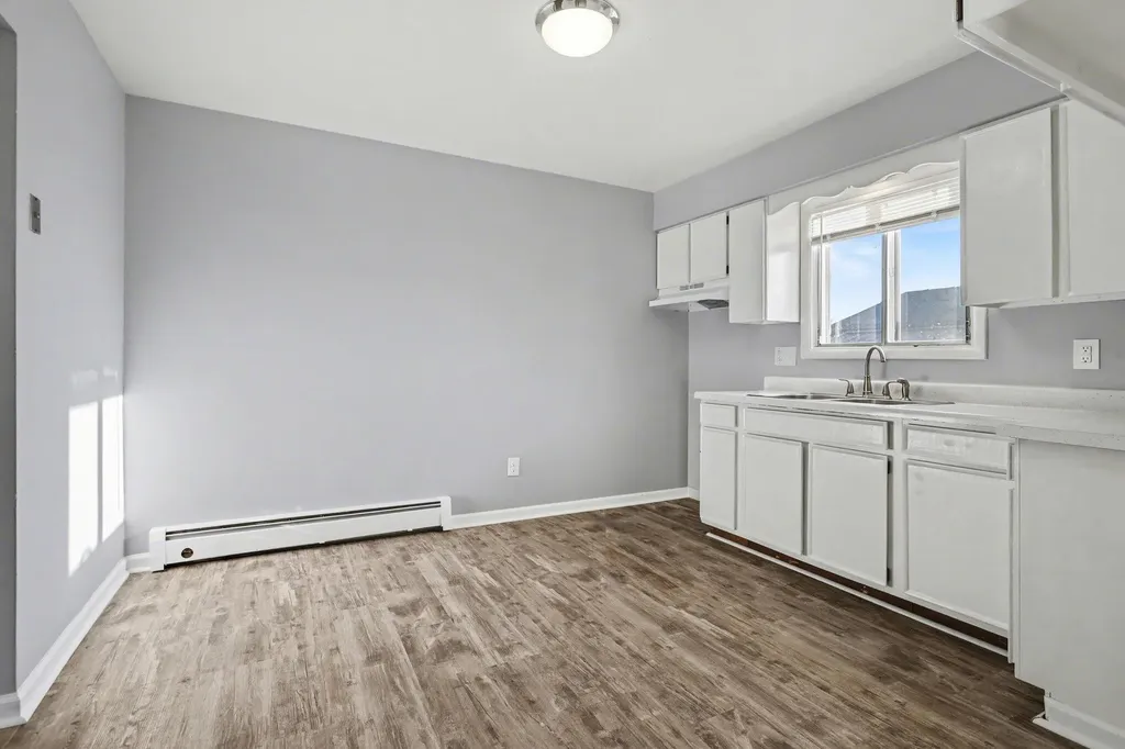 606 Lynn Avenue Kalamazoo City MI 49008