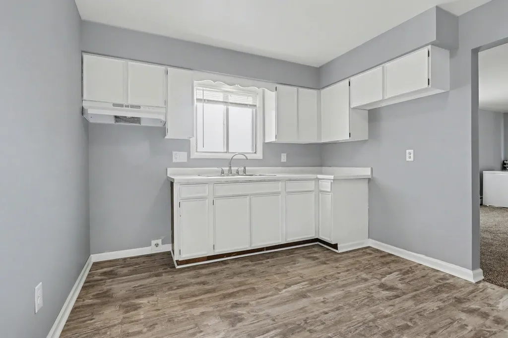 606 Lynn Avenue Kalamazoo City MI 49008