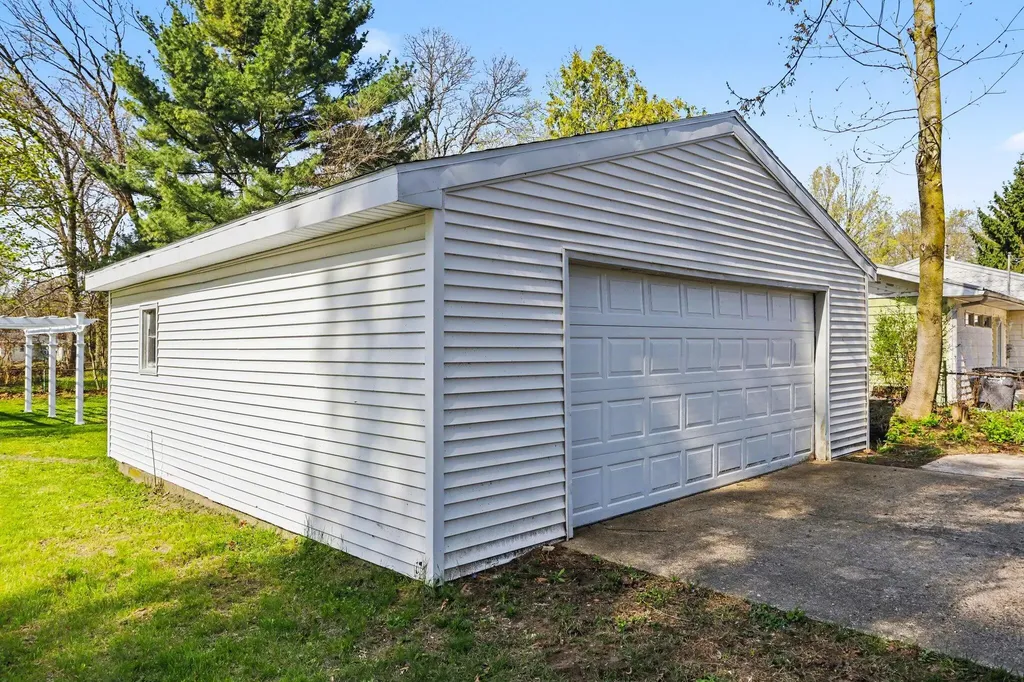 3974 Beadle Lake Drive Emmett Charter Township MI 49014