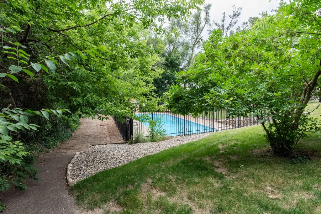726 Garland Circle Kalamazoo City MI 49008