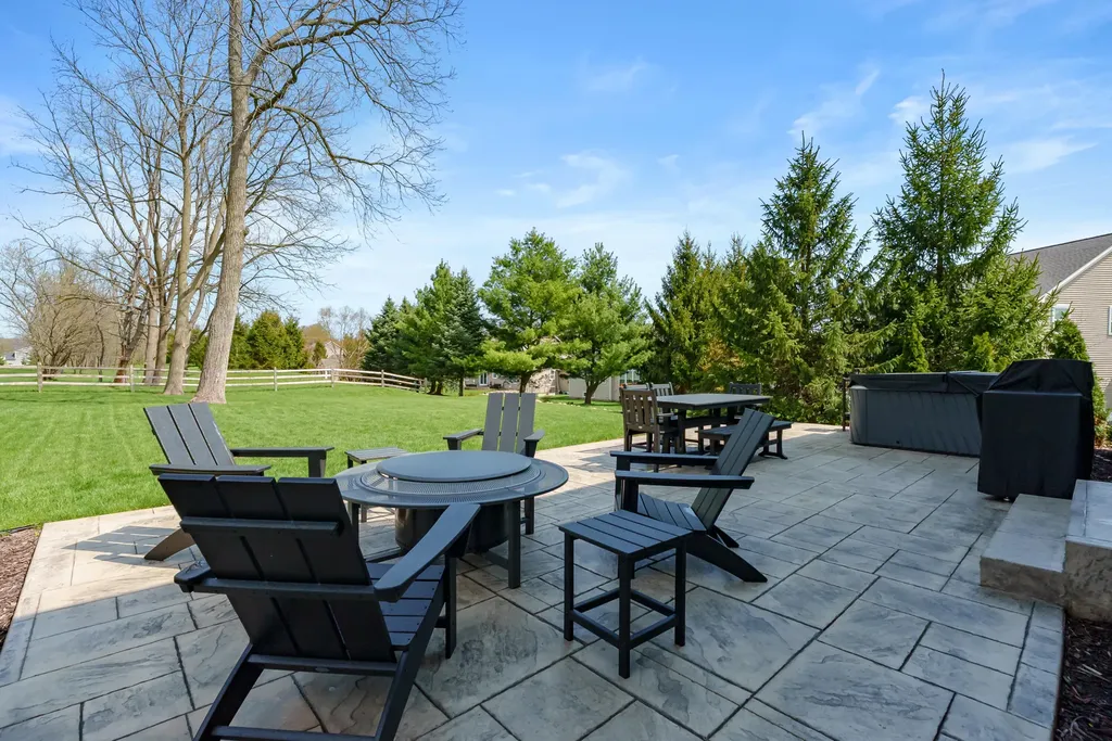 6200 Mcgillicuddy Lane Portage City MI 49024
