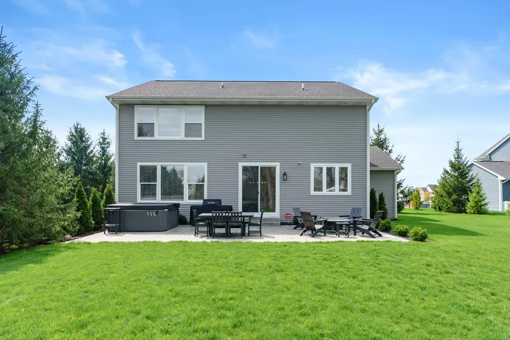 6200 Mcgillicuddy Lane Portage City MI 49024