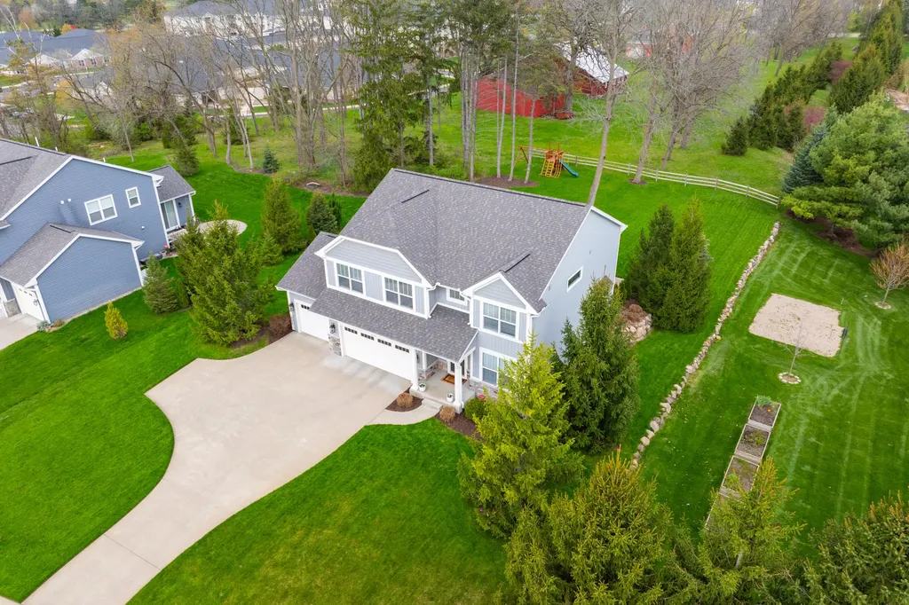 6200 Mcgillicuddy Lane Portage City MI 49024