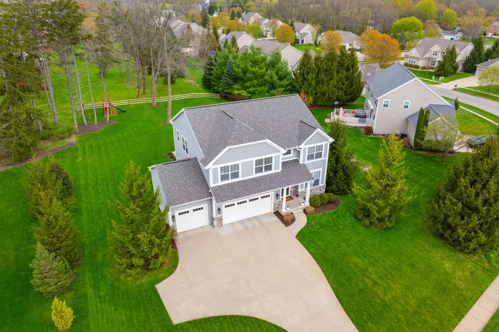 6200 Mcgillicuddy Lane Portage City MI 49024