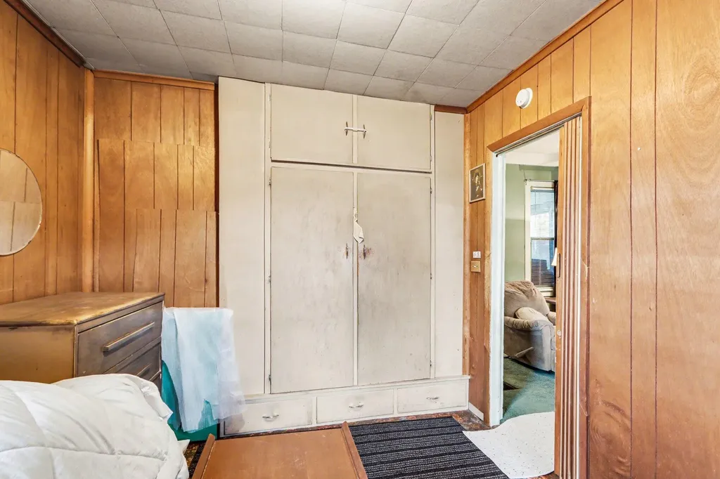 3011 Riverview Drive Kalamazoo Charter Township MI 49004