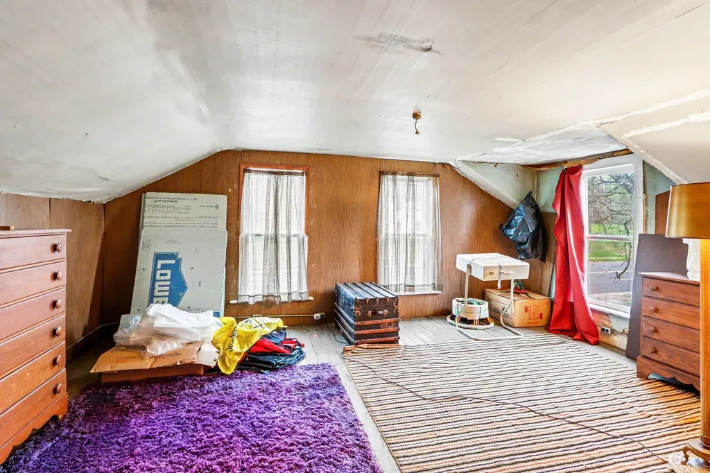 3011 Riverview Drive Kalamazoo Charter Township MI 49004