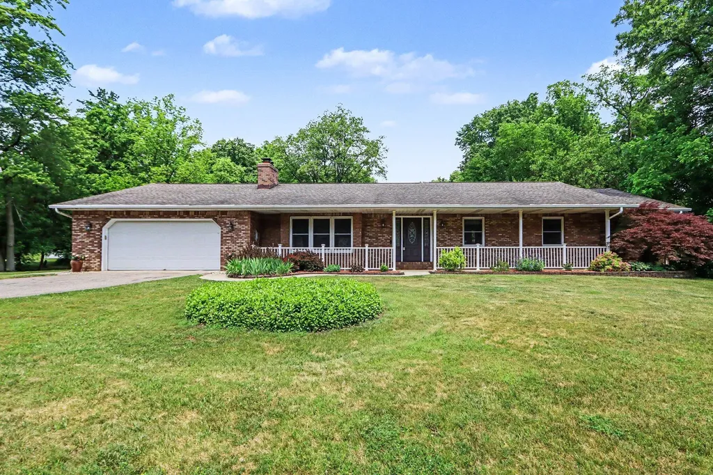 2828 W F Avenue Cooper Charter Township MI 49009