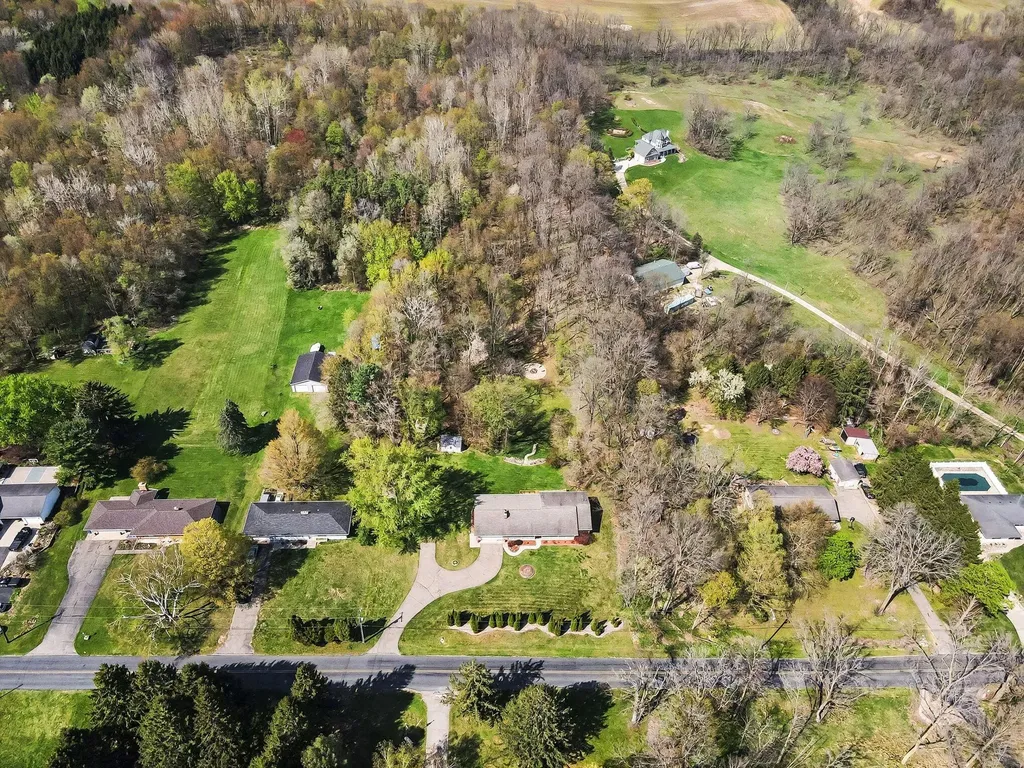 2828 W F Avenue Cooper Charter Township MI 49009