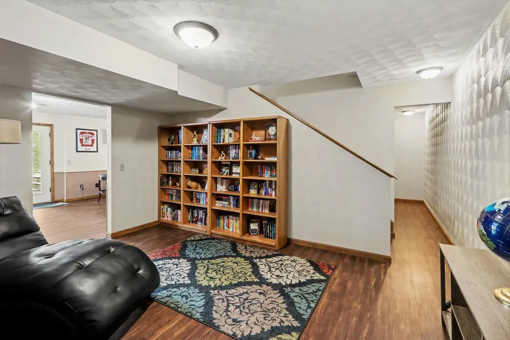 2828 W F Avenue Cooper Charter Township MI 49009