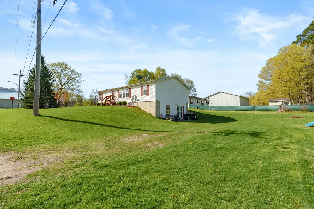104 Seneca Street Decatur Village MI 49045