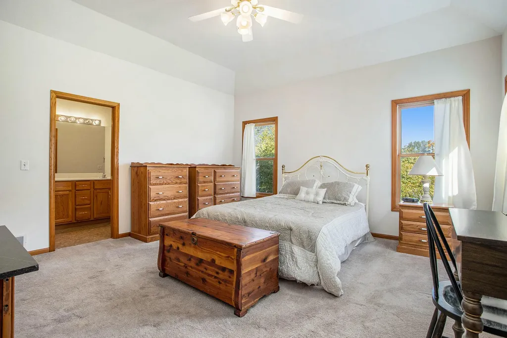18 W Suttons Ridge Newton Township MI 49014